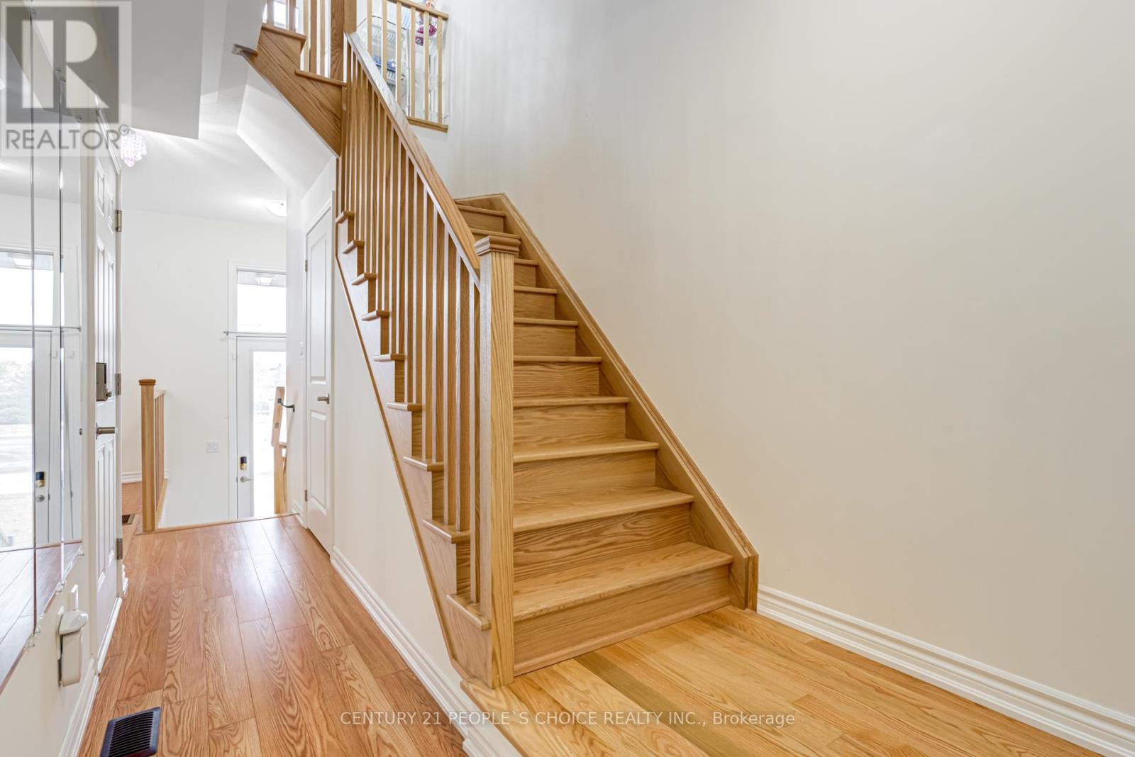 40 Purple Sage Drive, Brampton, Ontario  L6P 4N9 - Photo 12 - W12612460