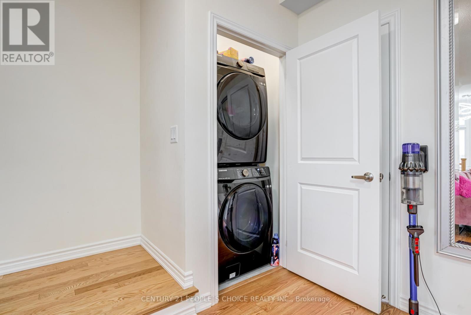 40 Purple Sage Drive, Brampton, Ontario  L6P 4N9 - Photo 27 - W12612460