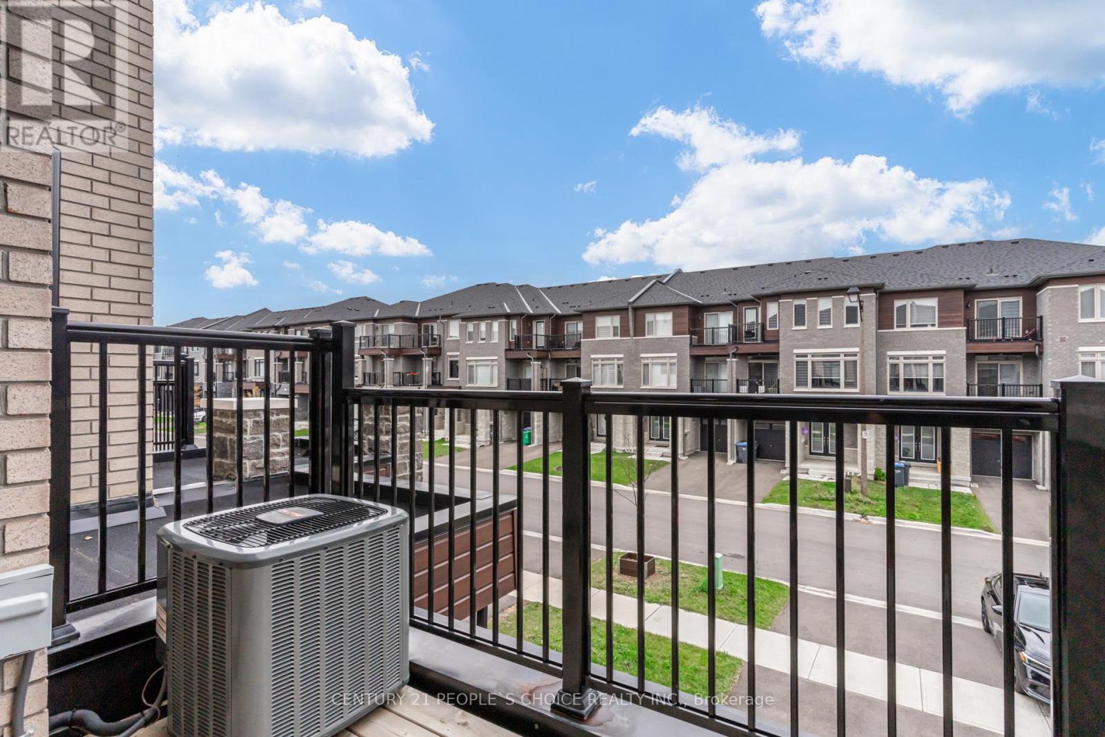 40 Purple Sage Drive, Brampton, Ontario  L6P 4N9 - Photo 29 - W12612460