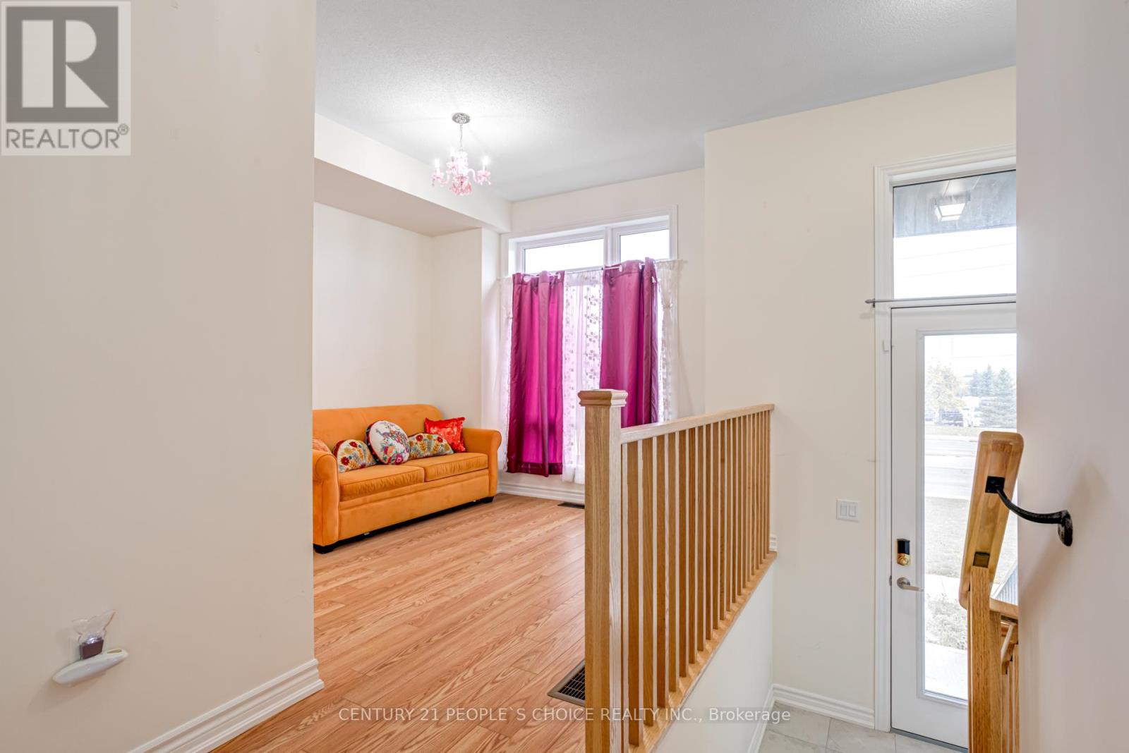 40 Purple Sage Drive, Brampton, Ontario  L6P 4N9 - Photo 5 - W12612460