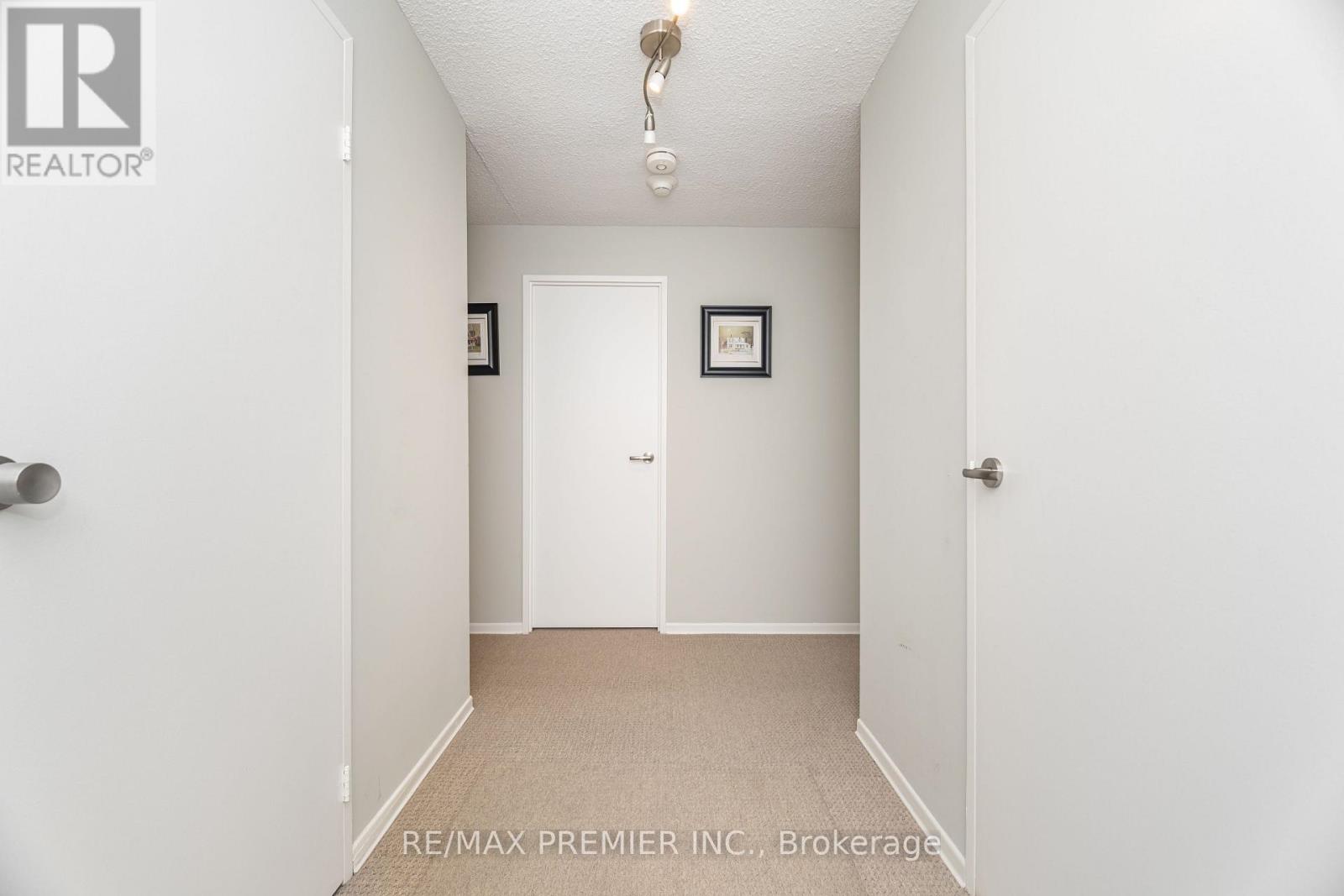 1602 - 475 The West Mall, Toronto (Etobicoke West Mall), Ontario  M9C 4Z3 - Photo 10 - W12612506