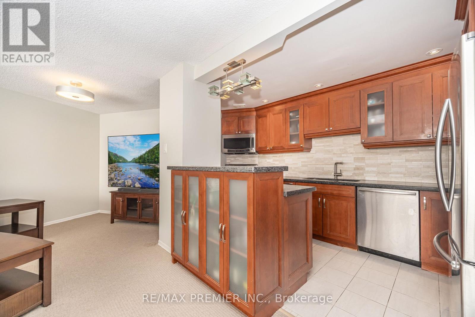 1602 - 475 The West Mall, Toronto (Etobicoke West Mall), Ontario  M9C 4Z3 - Photo 15 - W12612506