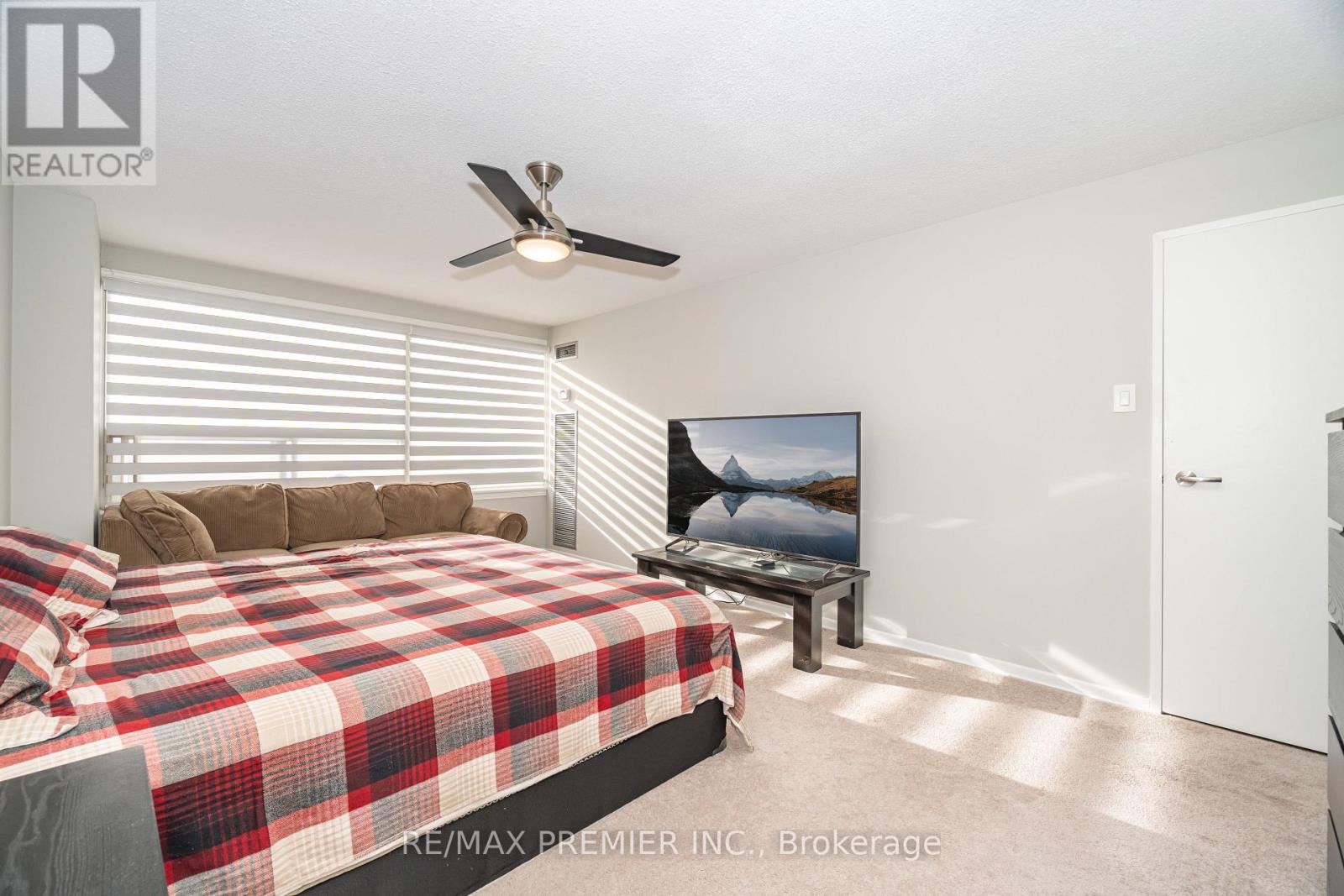 1602 - 475 The West Mall, Toronto (Etobicoke West Mall), Ontario  M9C 4Z3 - Photo 30 - W12612506