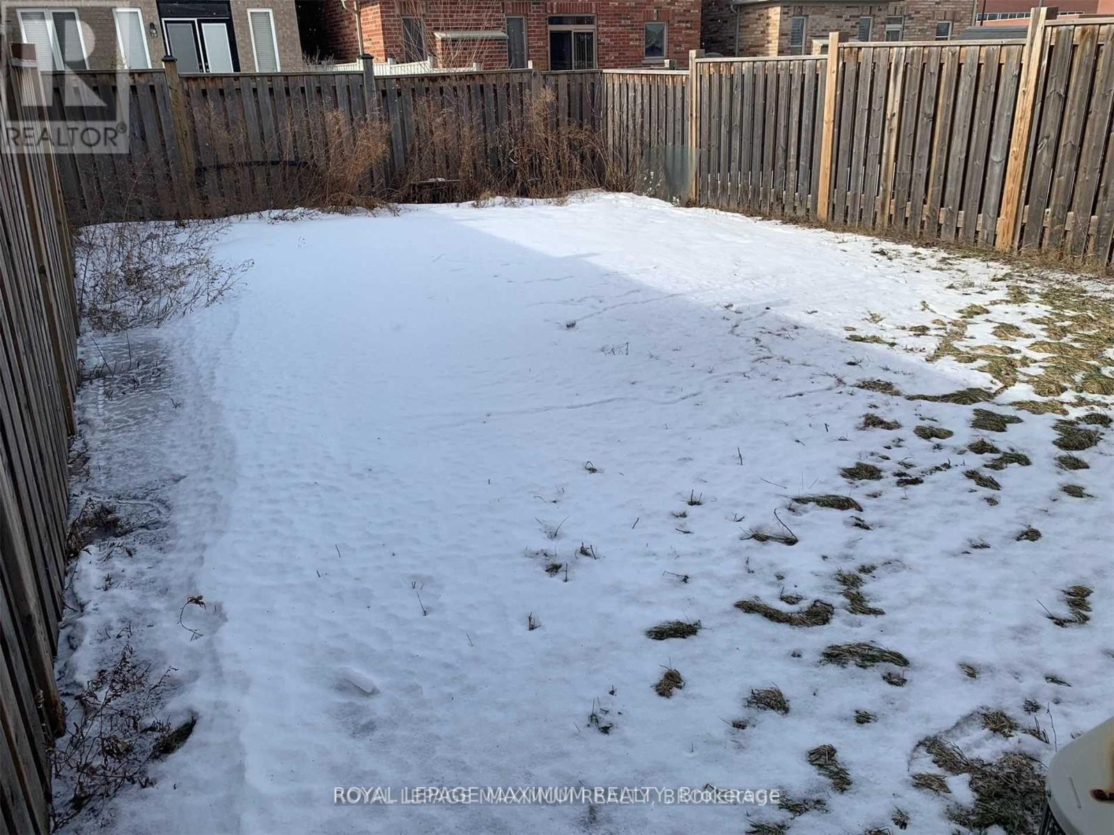 8 Tustin Road, Brampton (Bram East), Ontario  L6P 3K9 - Photo 19 - W12612514