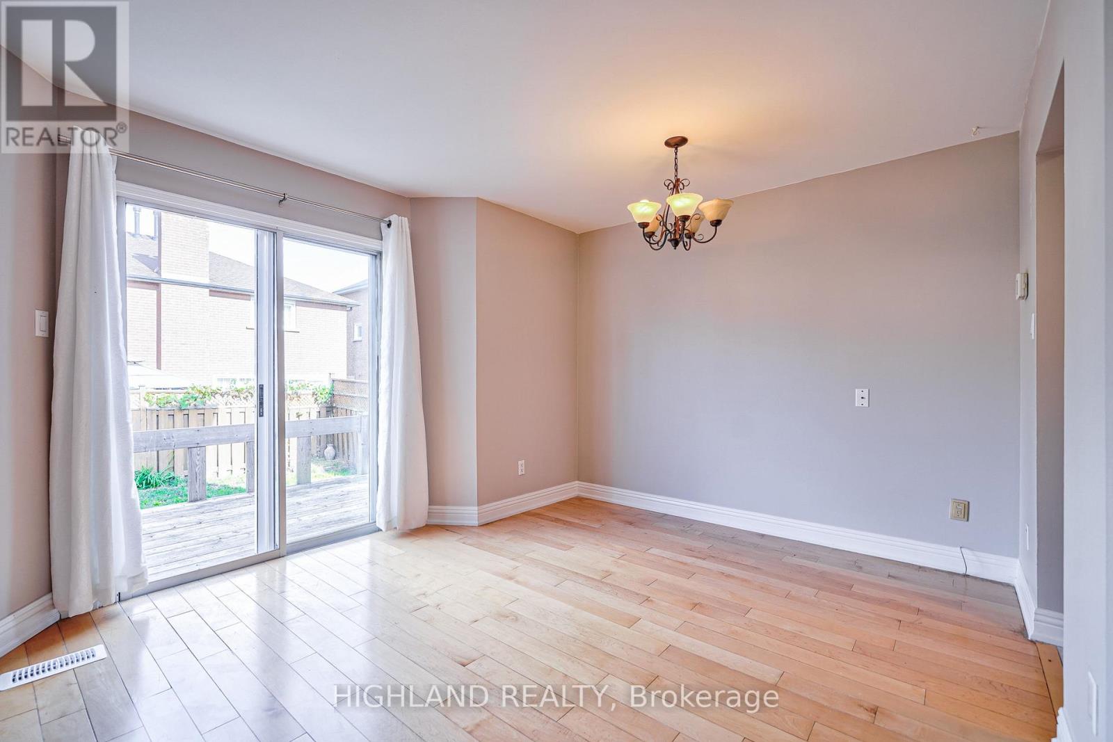 5634 Whistler Crescent, Mississauga, Ontario  L4Z 3R6 - Photo 13 - W12612522