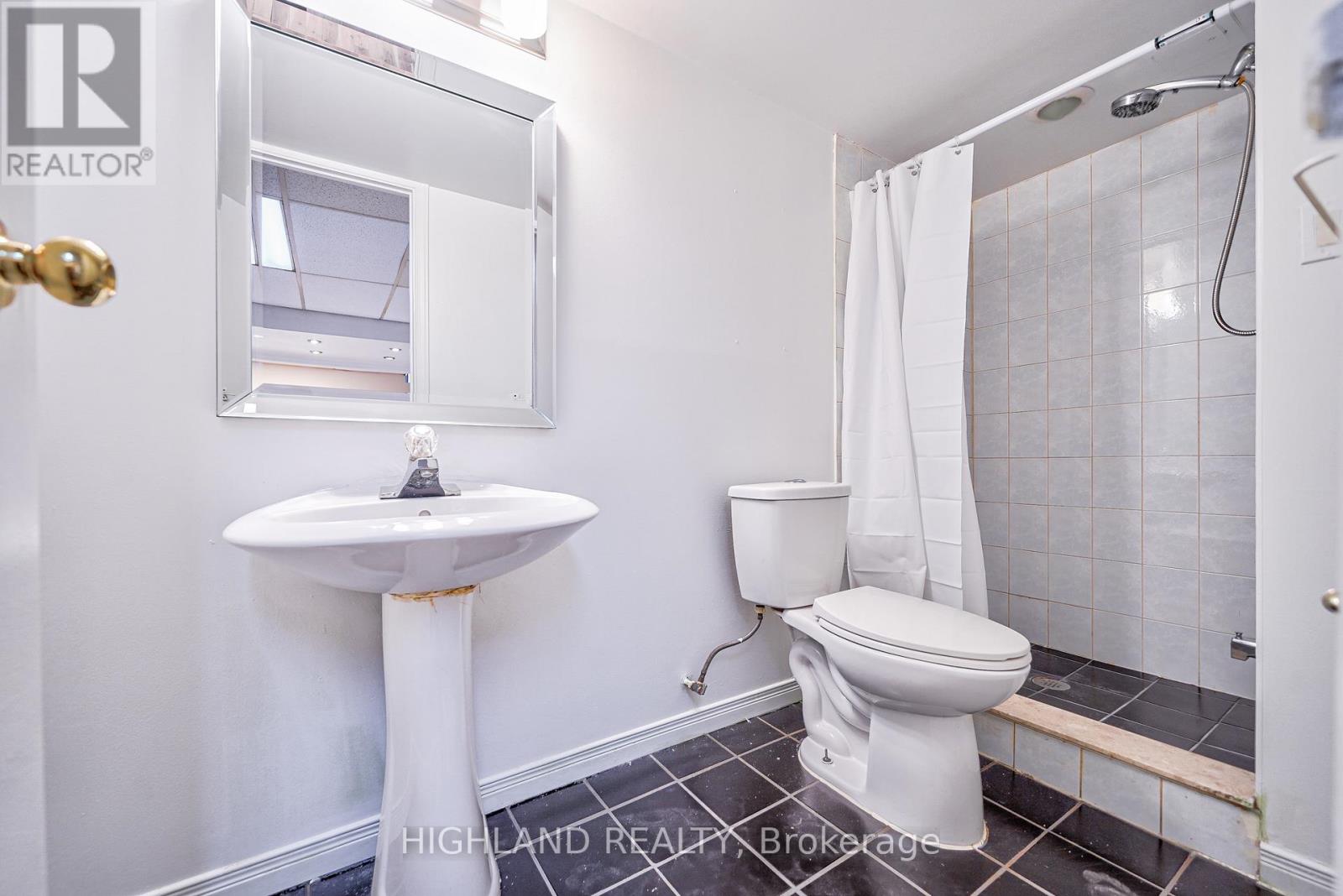 5634 Whistler Crescent, Mississauga, Ontario  L4Z 3R6 - Photo 30 - W12612522