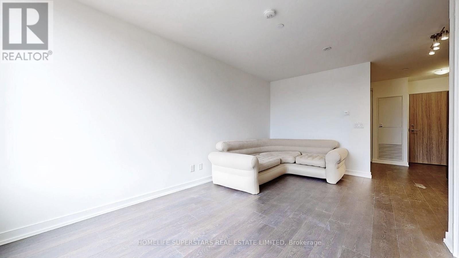 212 - 11 Maryport Avenue, Toronto (Downsview-Roding-Cfb), Ontario  M3M 0E2 - Photo 11 - W12612570