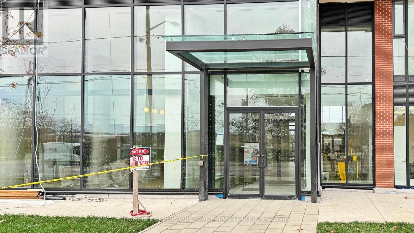 212 - 11 Maryport Avenue, Toronto (Downsview-Roding-Cfb), Ontario  M3M 0E2 - Photo 9 - W12612570