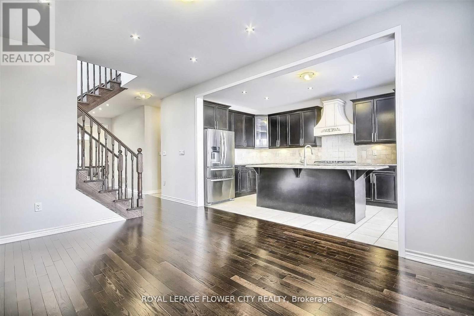 609 Gibson Crescent, Milton, Ontario  L9T 8Z9 - Photo 11 - W12612588