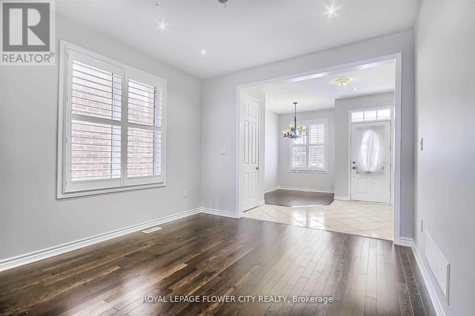 609 Gibson Crescent, Milton, Ontario  L9T 8Z9 - Photo 7 - W12612588