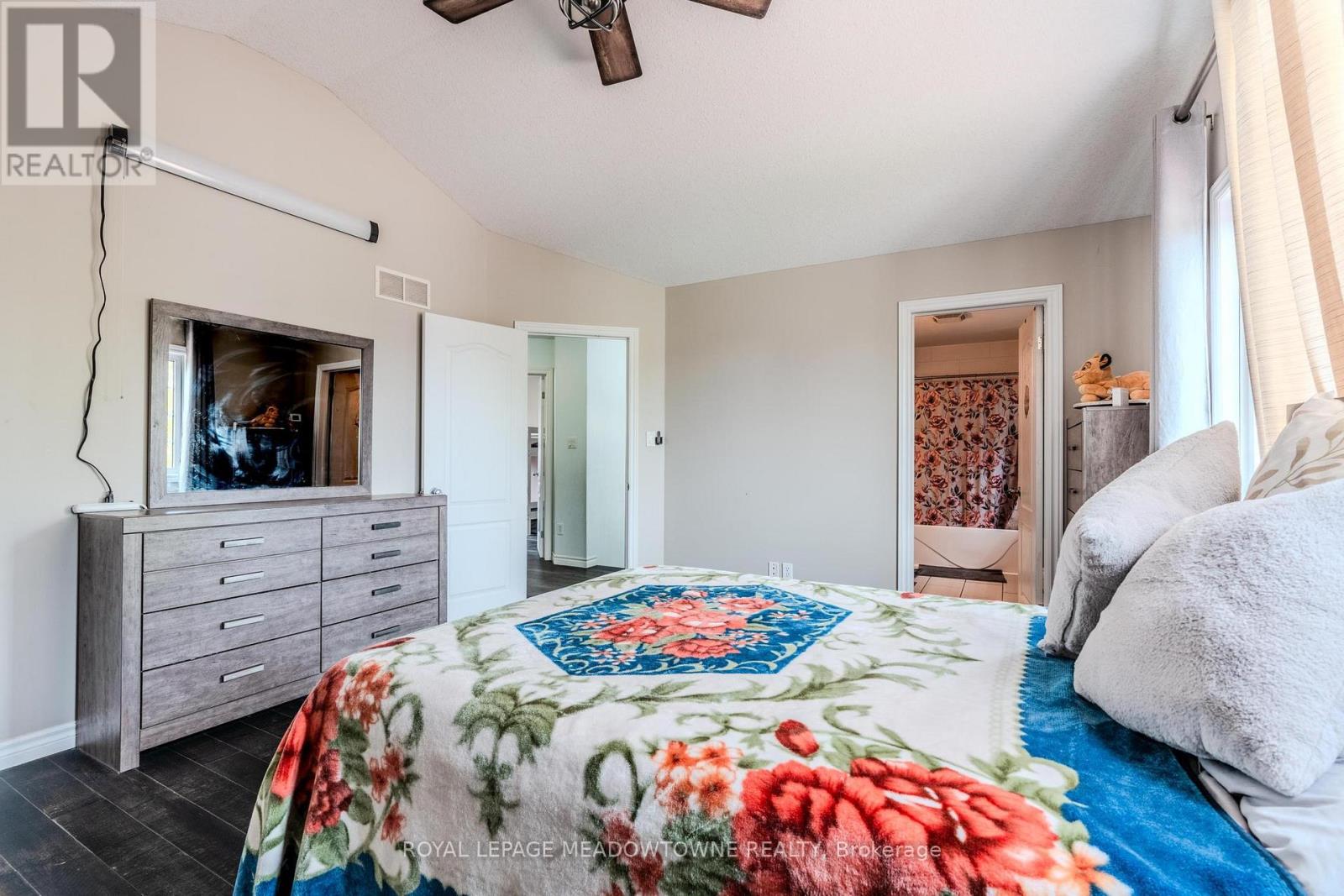 893 Bitterbush Crescent, London North (North A), Ontario  N6H 5X6 - Photo 25 - X12612428