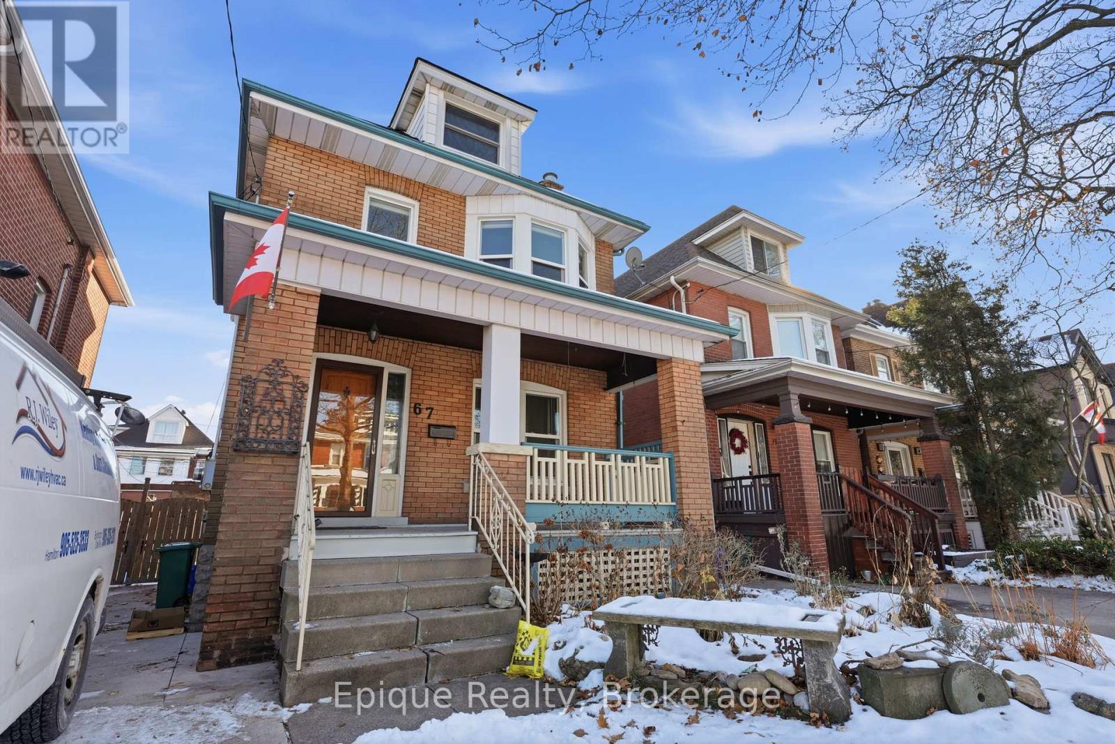 67 Kensington Avenue S, Hamilton, Ontario  L8M 3H1 - Photo 2 - X12612466