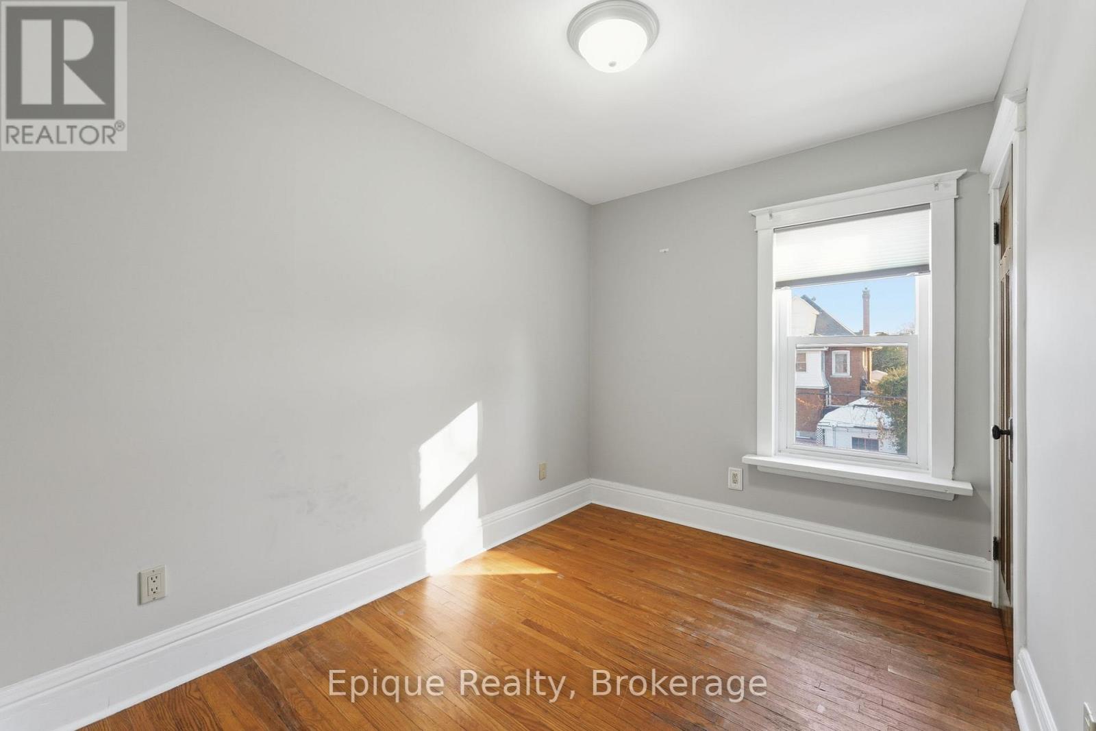 67 Kensington Avenue S, Hamilton, Ontario  L8M 3H1 - Photo 22 - X12612466