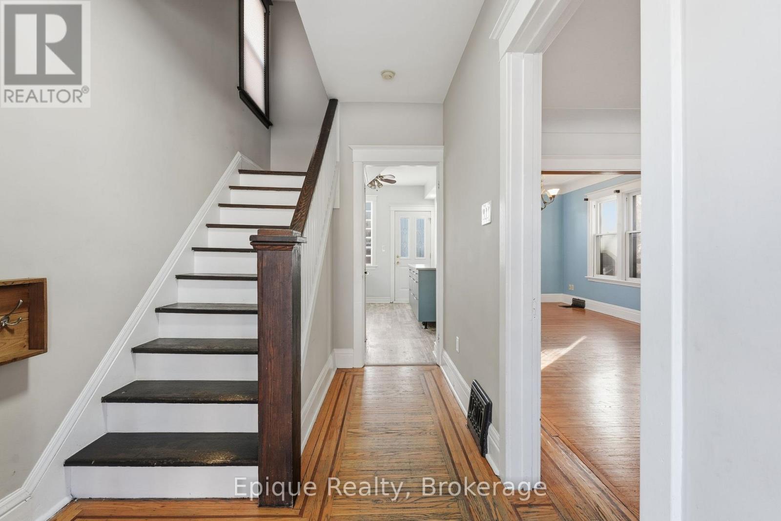 67 Kensington Avenue S, Hamilton, Ontario  L8M 3H1 - Photo 5 - X12612466