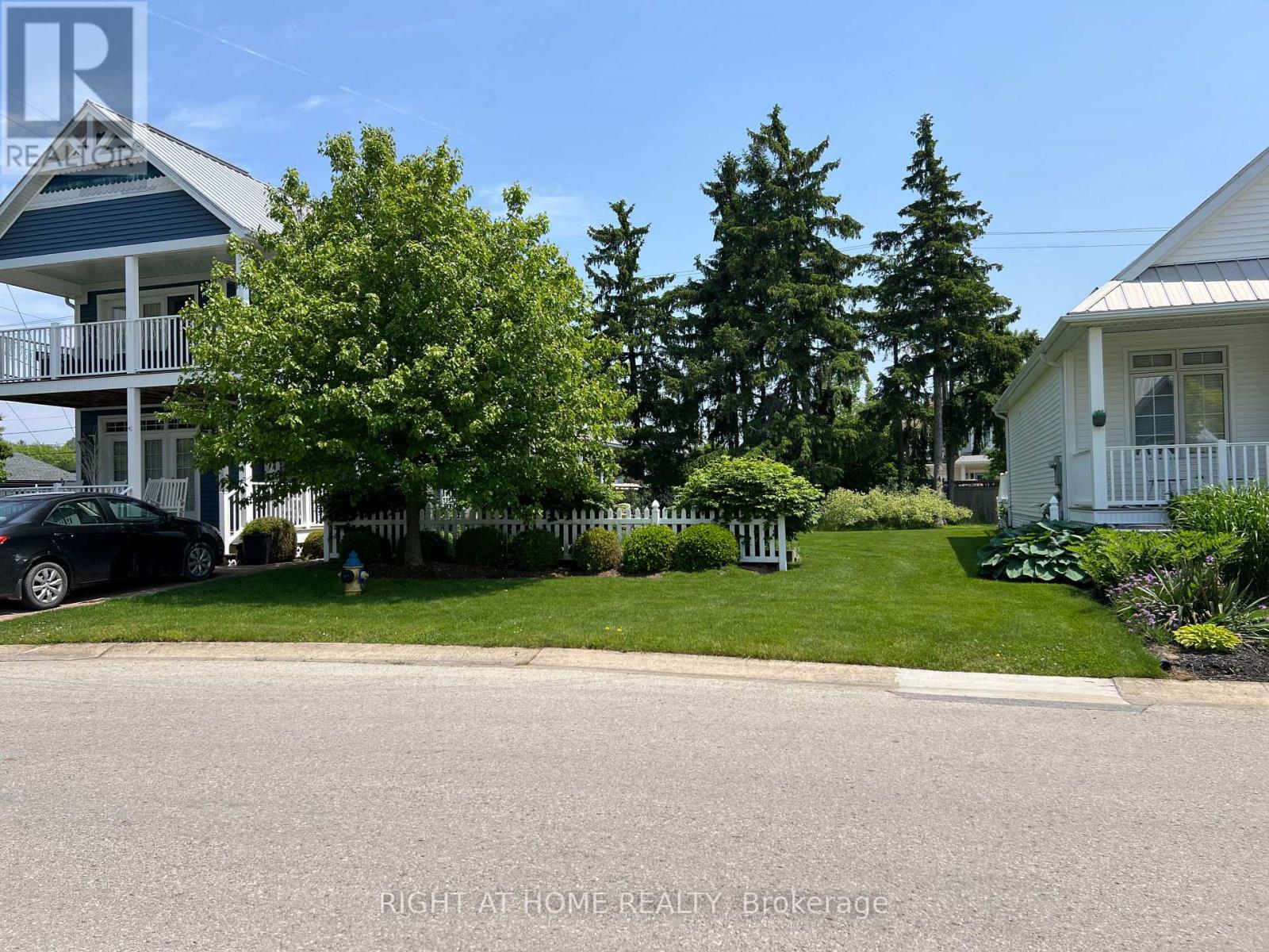 54 Nantuckett Road, Fort Erie, Ontario  L0S 1B0 - Photo 16 - X12612484