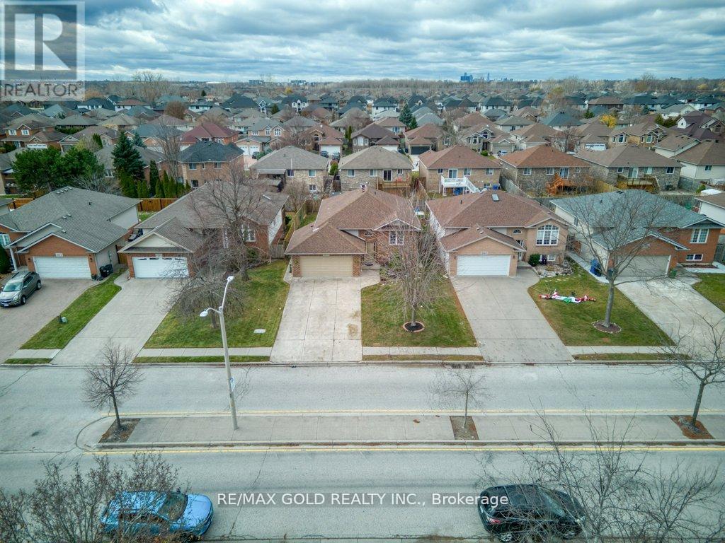 1075 Banwell Road, Windsor, Ontario  N8P 1J3 - Photo 4 - X12612566