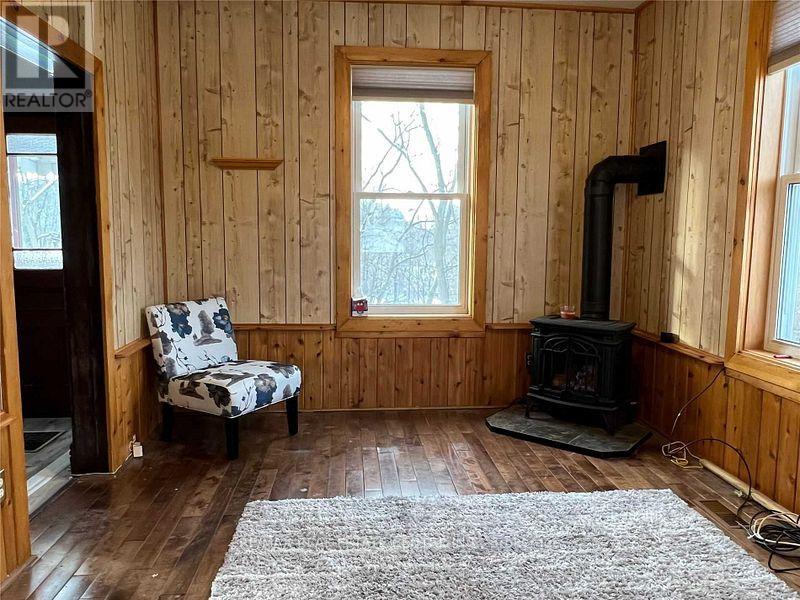 18 Redwood Drive, Parry Sound, Ontario  P2A 2S4 - Photo 4 - X12612590