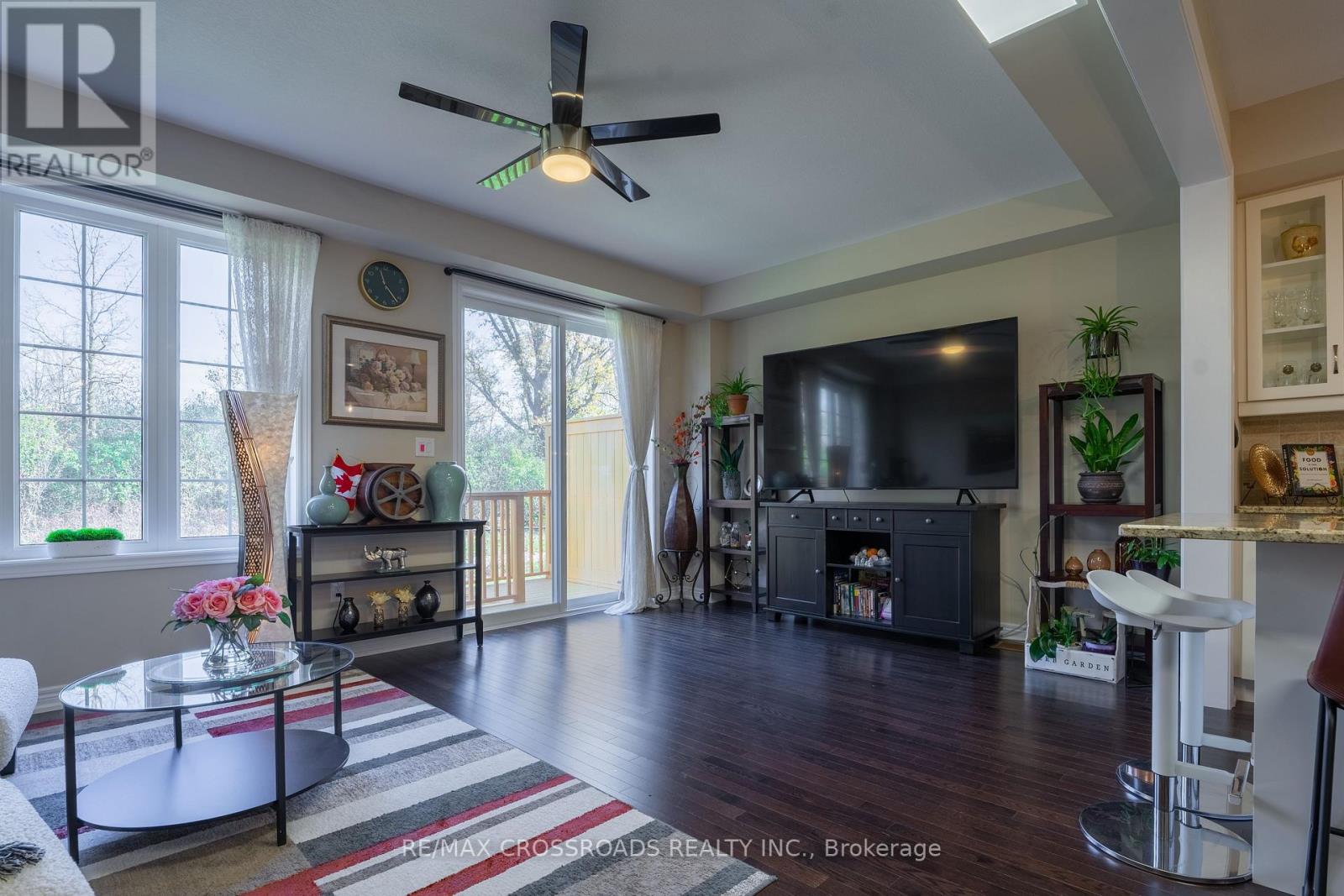 3333 Mockingbird Common E, Oakville, Ontario  L6H 0X1 - Photo 8 - W12478648