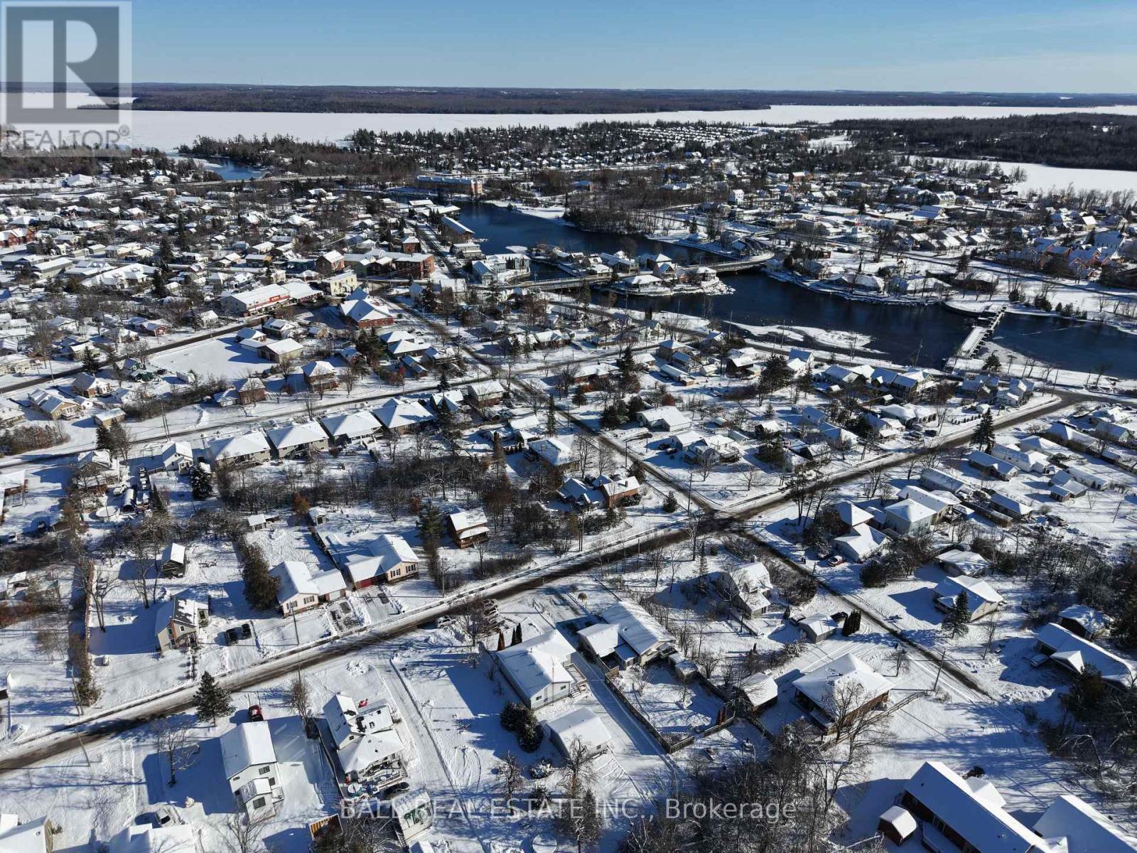 48 Head Street, Kawartha Lakes, Ontario  K0M 1A0 - Photo 3 - X12512234