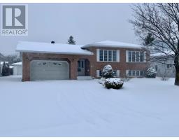 15 Fields Square, Sault Ste. Marie, Ontario