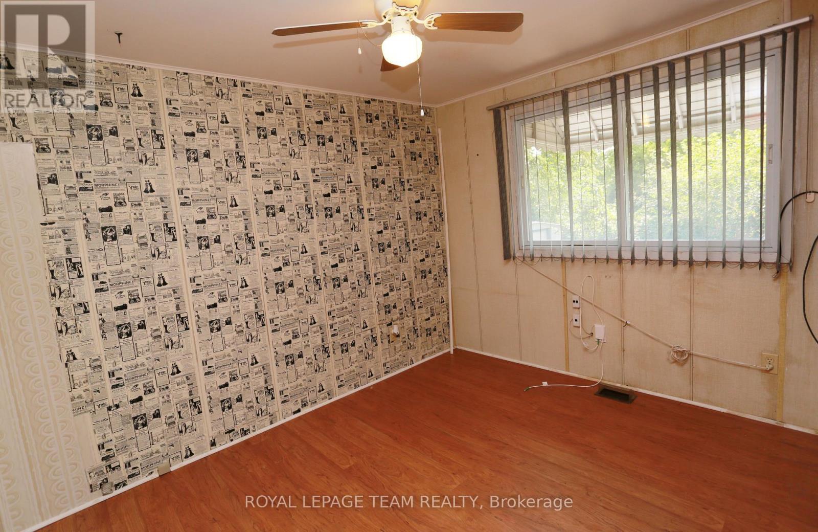 3 Fringewood Drive, Ottawa, Ontario  K2S 1T1 - Photo 18 - X12340076