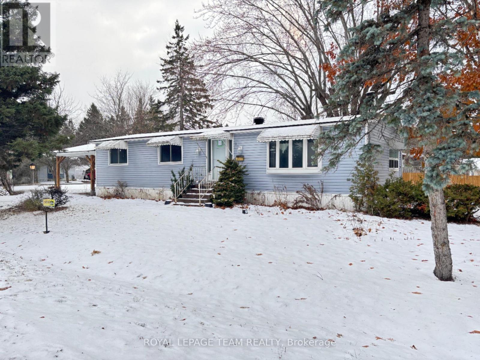 3 FRINGEWOOD DRIVE, Ottawa, Ontario