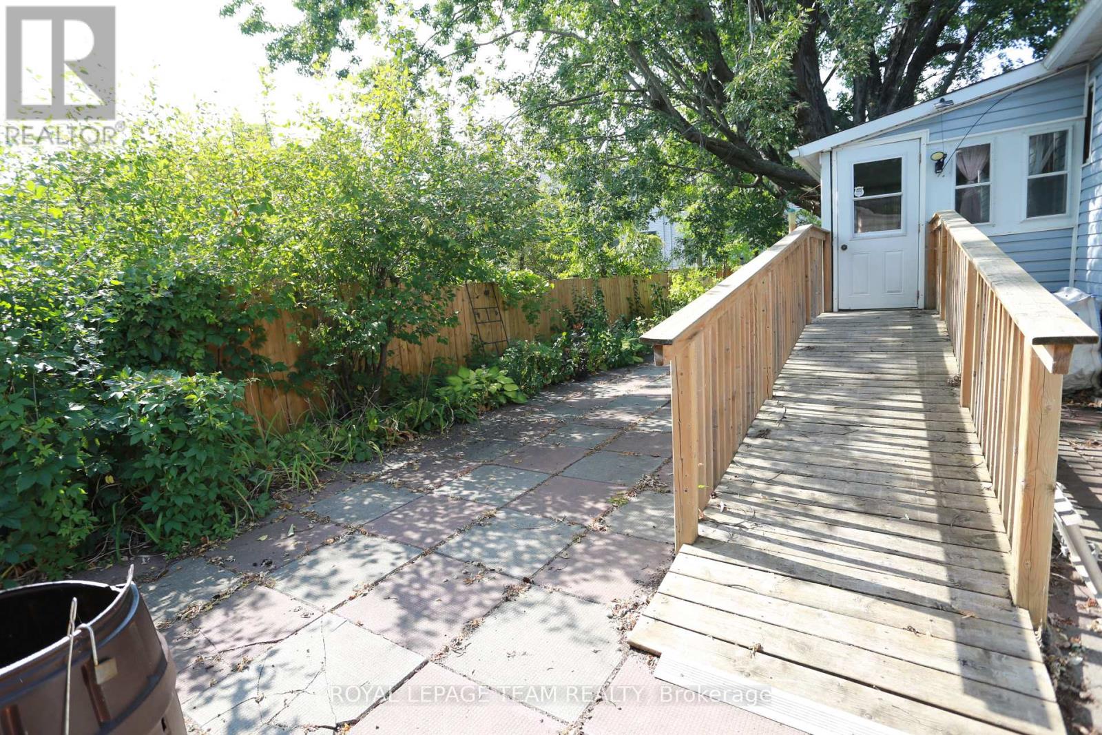 3 Fringewood Drive, Ottawa, Ontario  K2S 1T1 - Photo 29 - X12340076