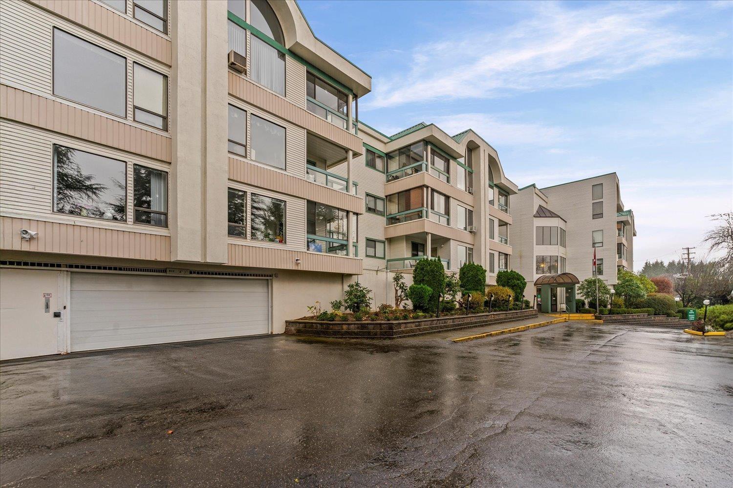 113 33030 George Ferguson Way, Abbotsford, British Columbia V2S 6Y2 - Photo 1 - R3071581