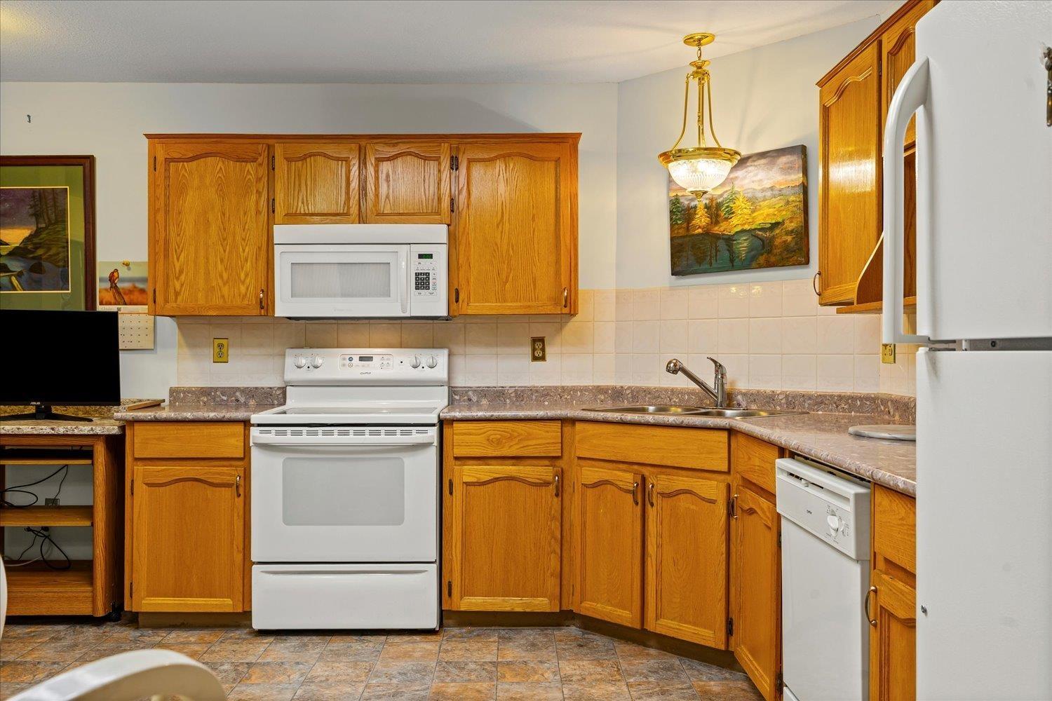 113 33030 George Ferguson Way, Abbotsford, British Columbia V2S 6Y2 - Photo 5 - R3071581