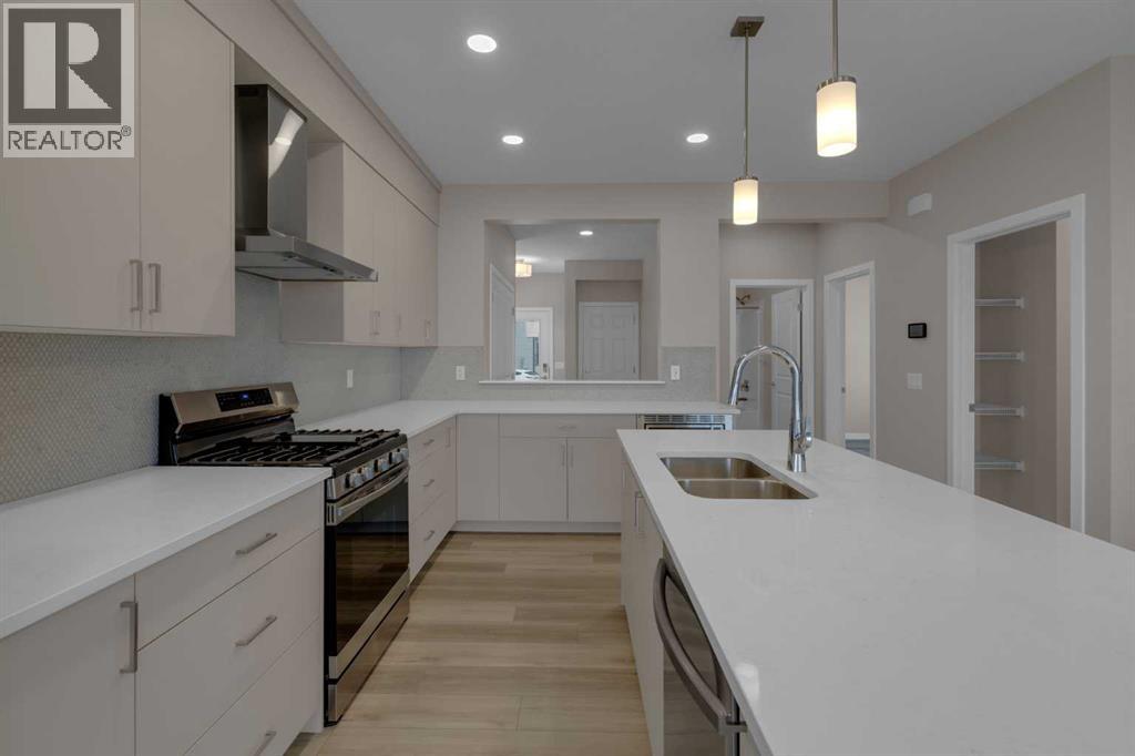 64 Lewisburg Close Ne, Calgary, Alberta  T3P 2N4 - Photo 7 - A2273924