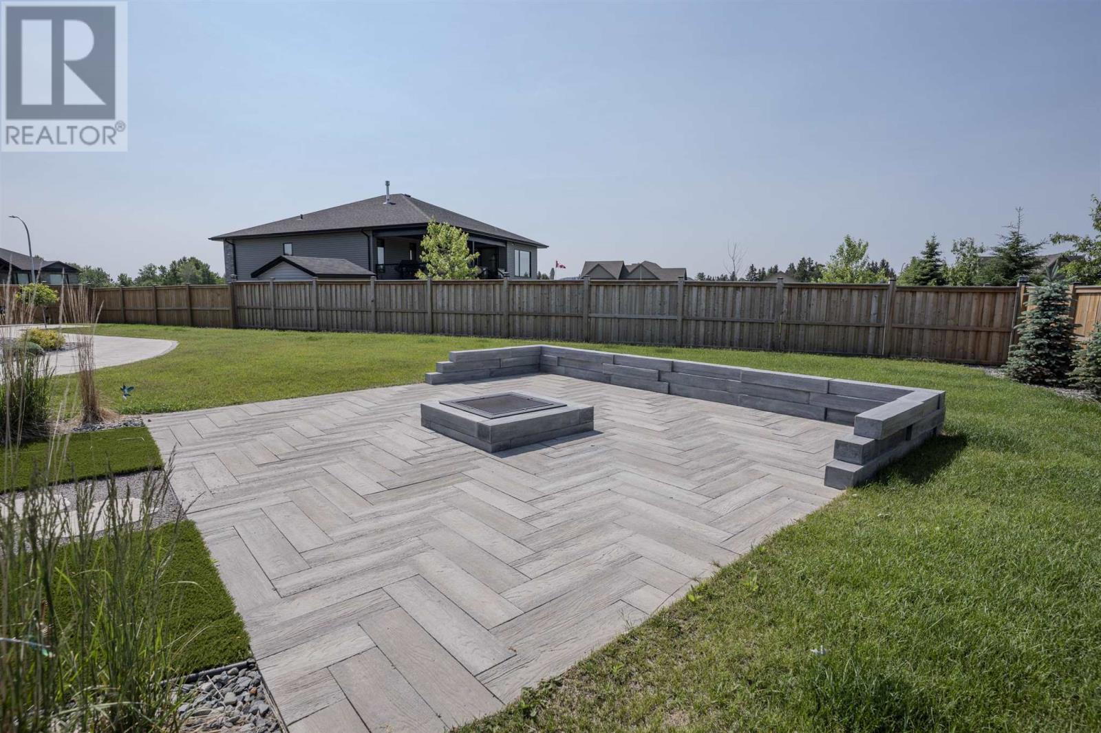 2111 Magnolia Dr, Thunder Bay, Ontario  P7K 0J3 - Photo 40 - TB252039