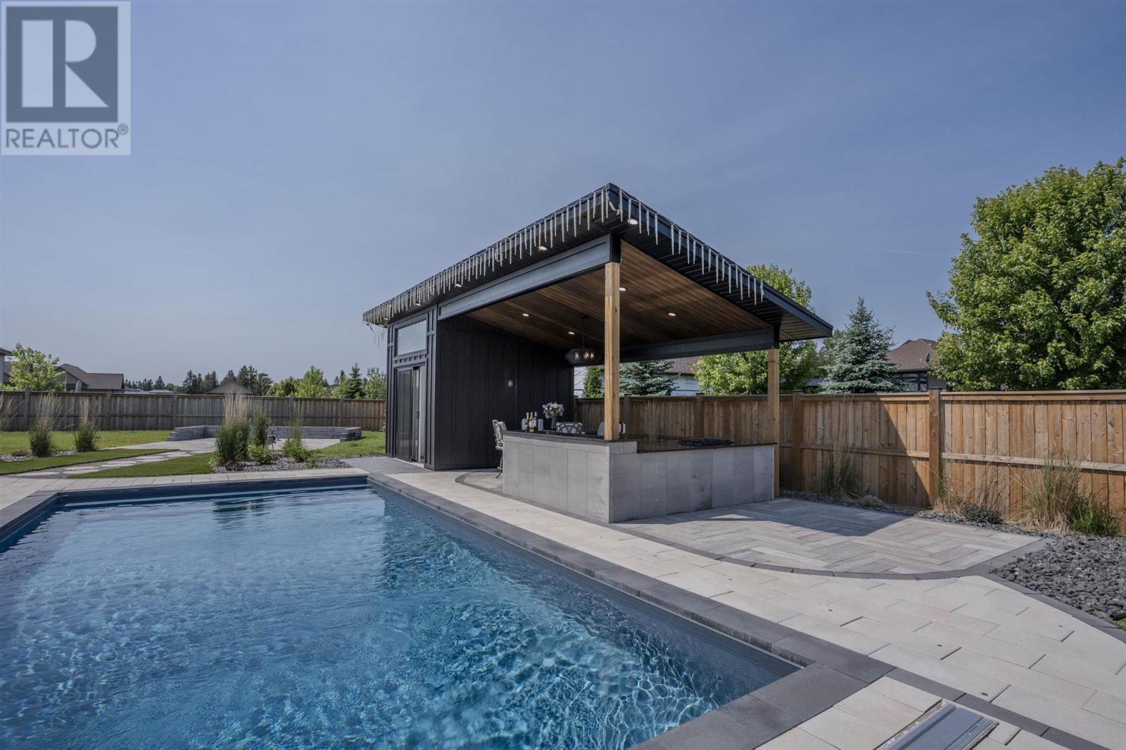 2111 Magnolia Dr, Thunder Bay, Ontario  P7K 0J3 - Photo 42 - TB252039