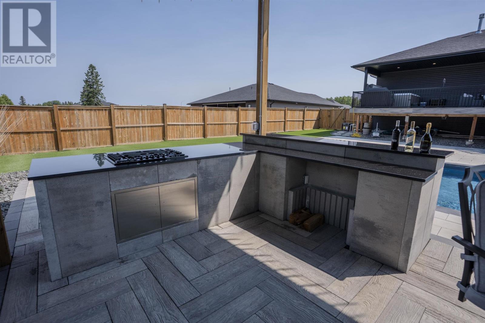 2111 Magnolia Dr, Thunder Bay, Ontario  P7K 0J3 - Photo 43 - TB252039