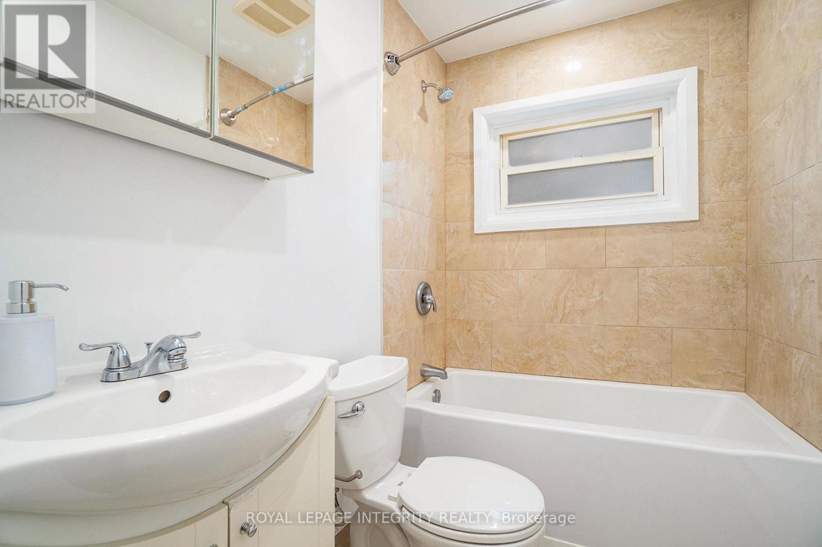 1 - 609 Malartic Avenue, Ottawa, Ontario  K1K 0X2 - Photo 10 - X12612692