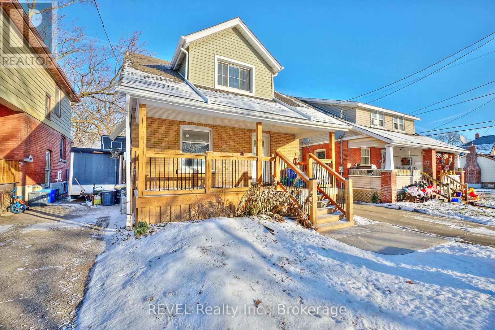 5113 Willmott Street, Niagara Falls (Cherrywood), Ontario  L2E 2A4 - Photo 3 - X12612630