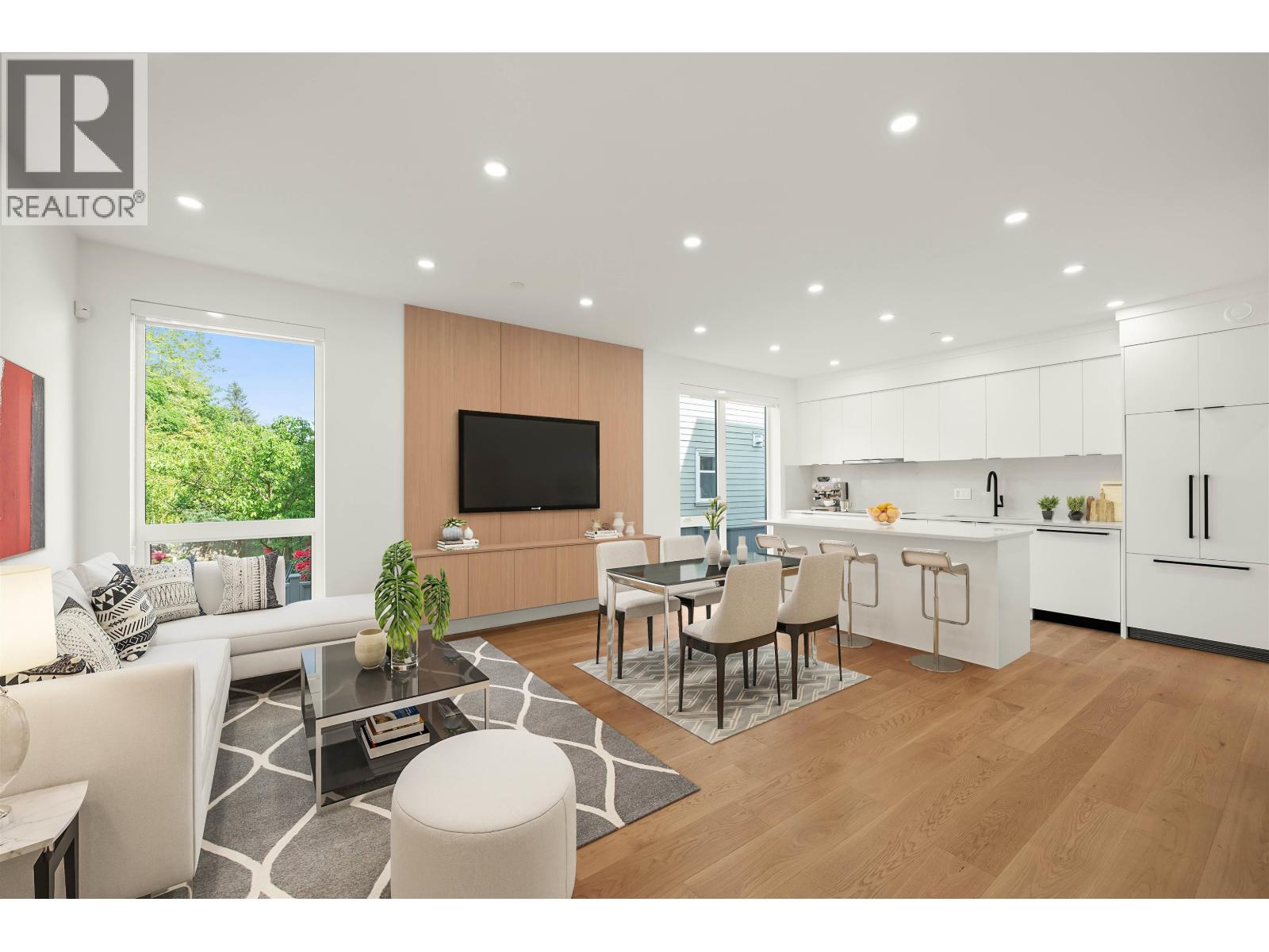 1904 E 8th Avenue, Vancouver, British Columbia  V5N 1T8 - Photo 2 - R3072935