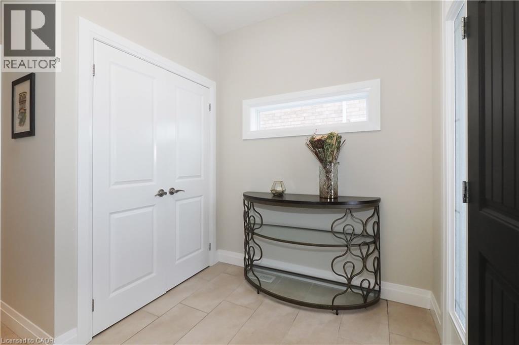 604 Pinery Trail, Waterloo, Ontario  N2V 2Y6 - Photo 3 - 40792808