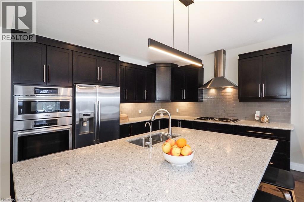 604 Pinery Trail, Waterloo, Ontario  N2V 2Y6 - Photo 8 - 40792808