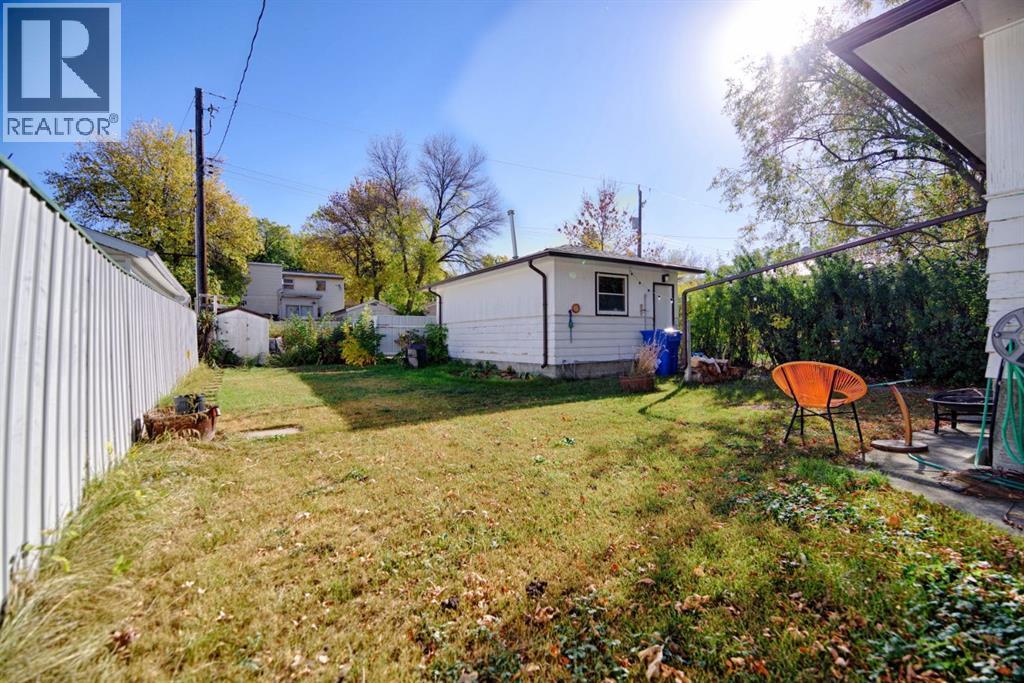 451 19 Street N, Lethbridge, Alberta  T1H 3K4 - Photo 21 - A2273043