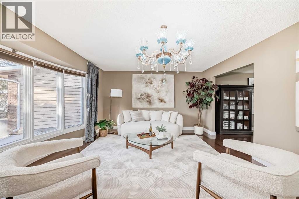 36 Varsity Estates Court NW, Calgary, Alberta