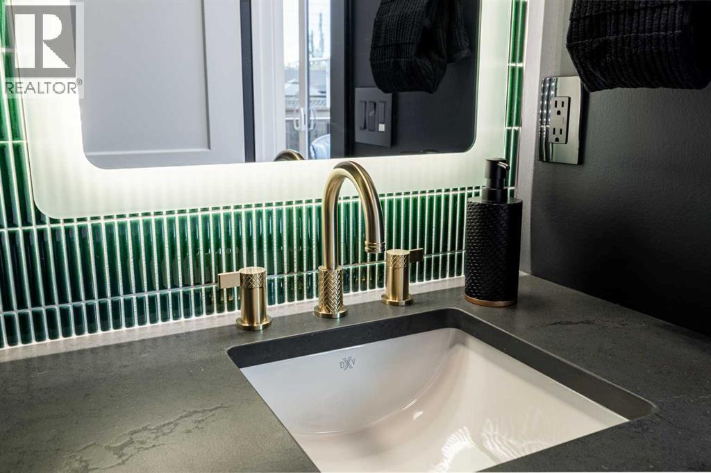 727 53rd Avenue Sw, Calgary, Alberta  T2V 0C4 - Photo 9 - A2271639