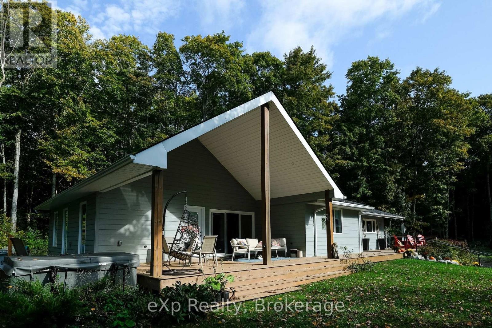 442625 Concession Road 21, Georgian Bluffs, Ontario N0H 2T0 - Photo 33 - X12432768