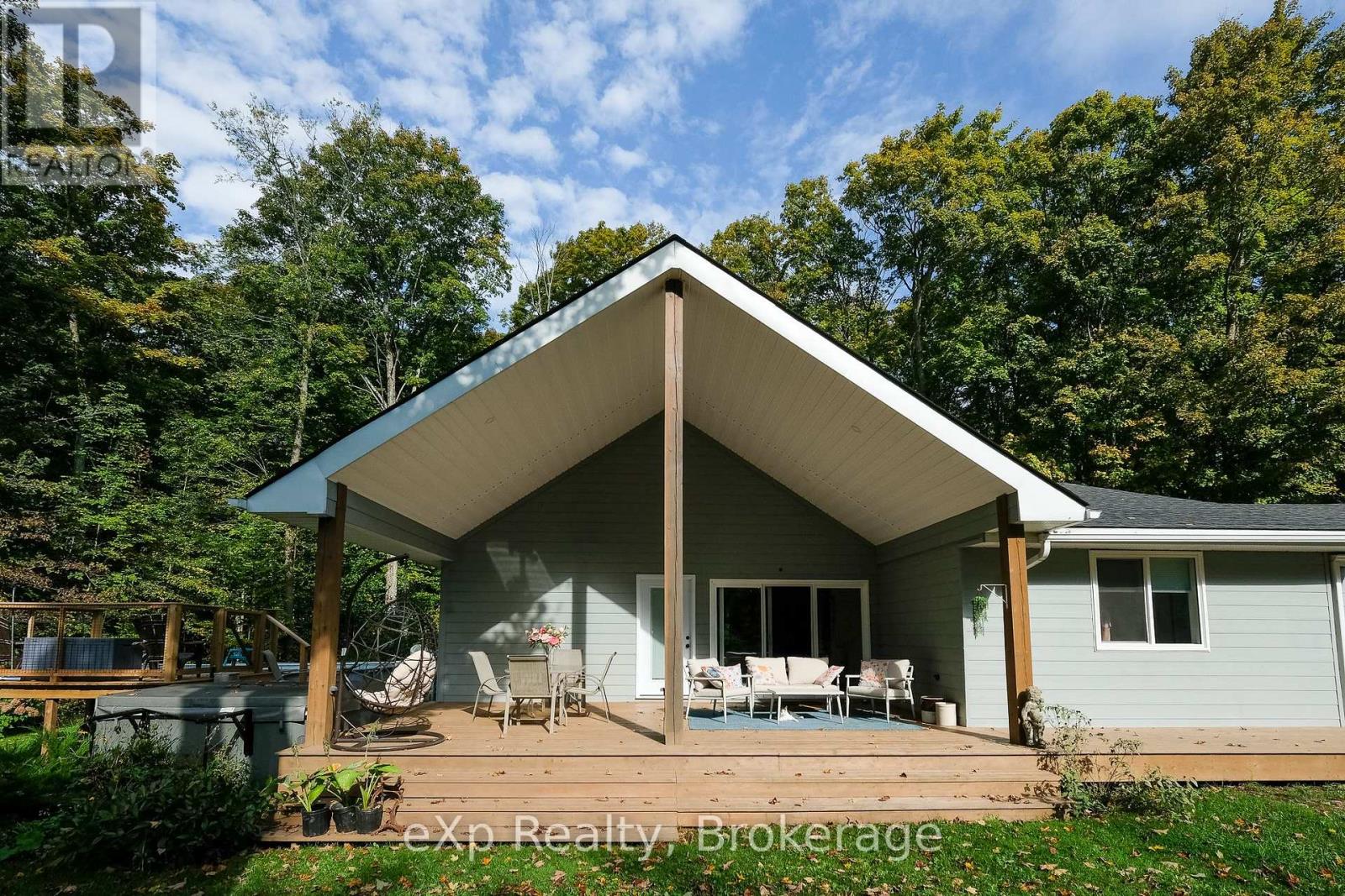 442625 Concession Road 21, Georgian Bluffs, Ontario N0H 2T0 - Photo 30 - X12432768