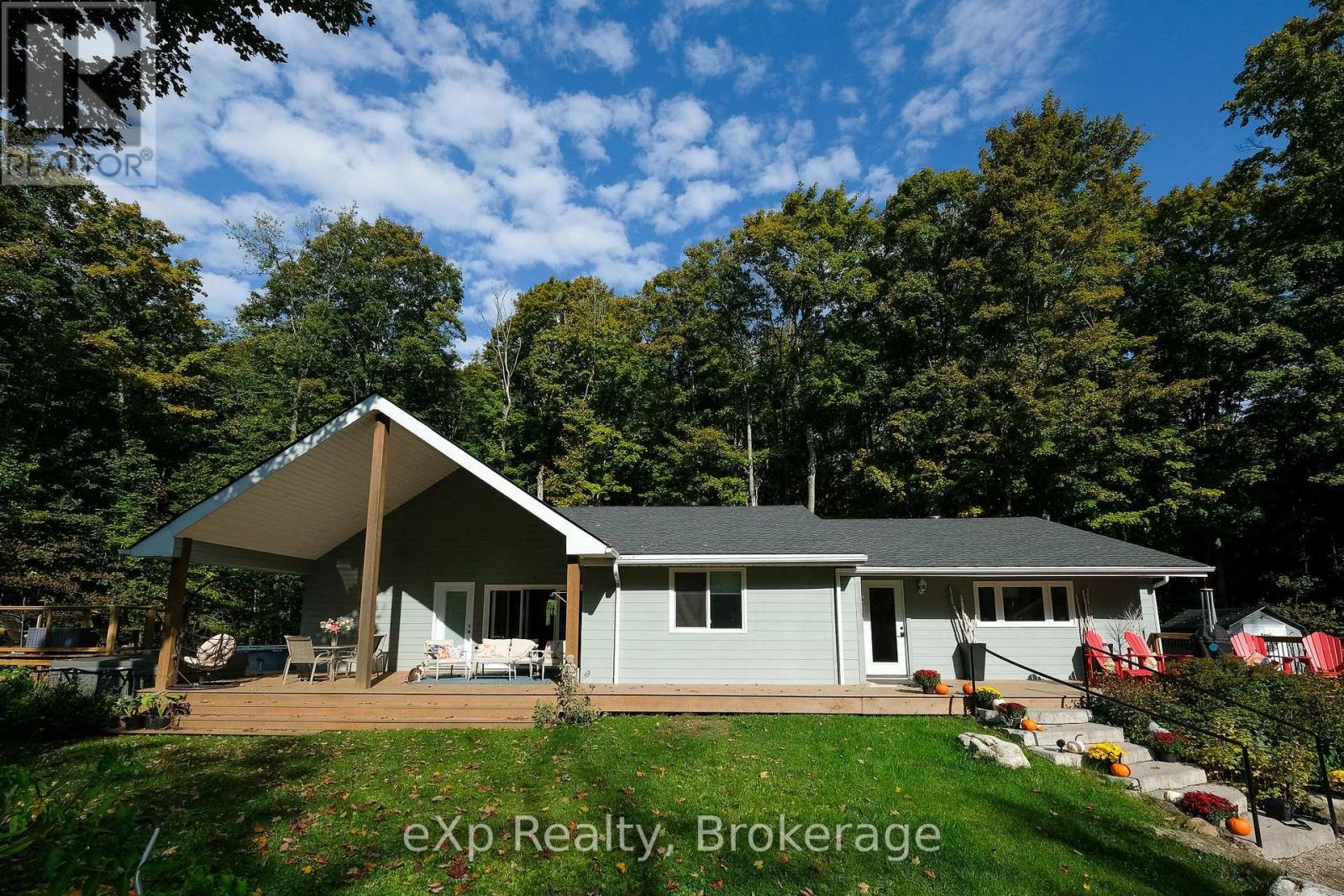 442625 Concession Road 21, Georgian Bluffs, Ontario N0H 2T0 - Photo 4 - X12432768