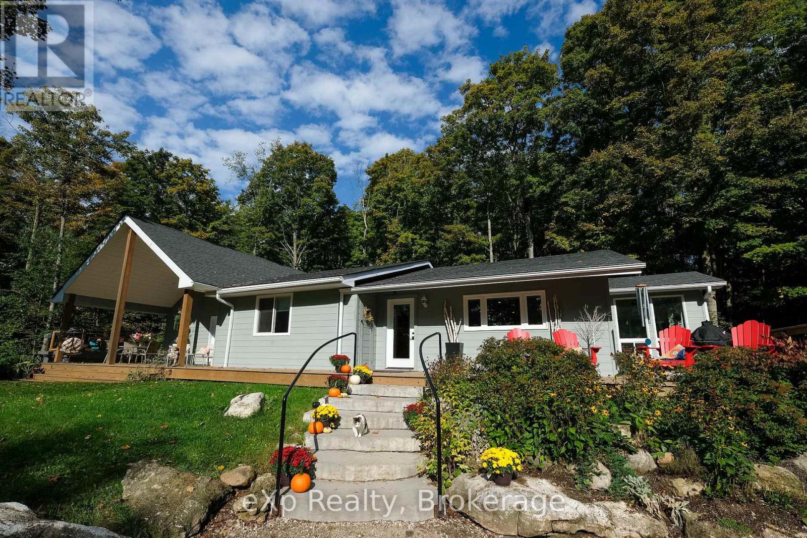 442625 Concession Road 21, Georgian Bluffs, Ontario N0H 2T0 - Photo 6 - X12432768