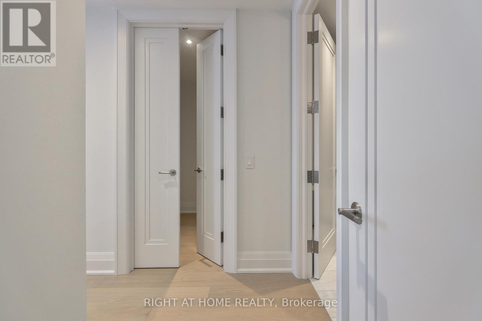 302 - 10 Prince Arthur Avenue, Toronto, Ontario  M5R 1A9 - Photo 15 - C12612620