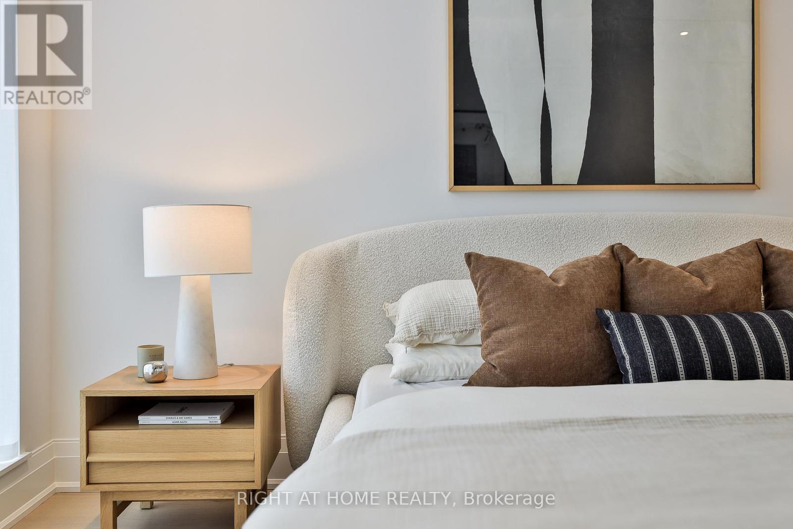 302 - 10 Prince Arthur Avenue, Toronto, Ontario  M5R 1A9 - Photo 17 - C12612620