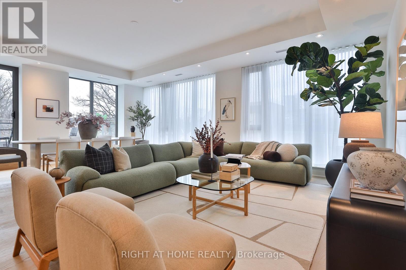 302 - 10 Prince Arthur Avenue, Toronto, Ontario  M5R 1A9 - Photo 4 - C12612620