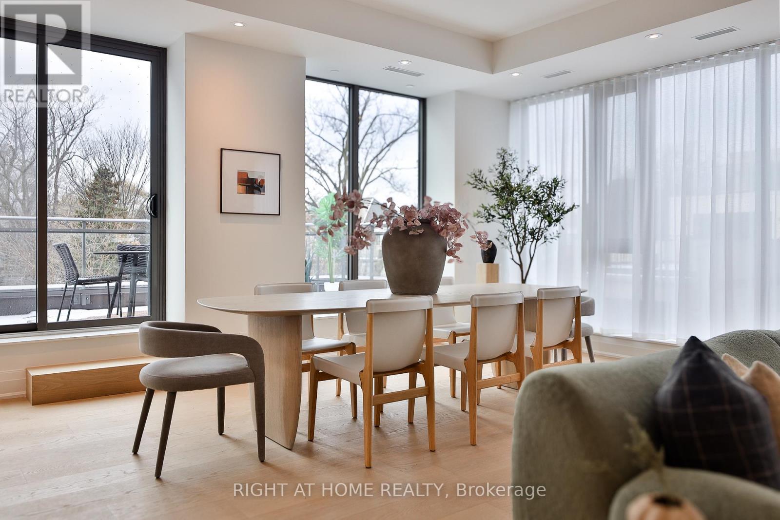 302 - 10 Prince Arthur Avenue, Toronto, Ontario  M5R 1A9 - Photo 7 - C12612620