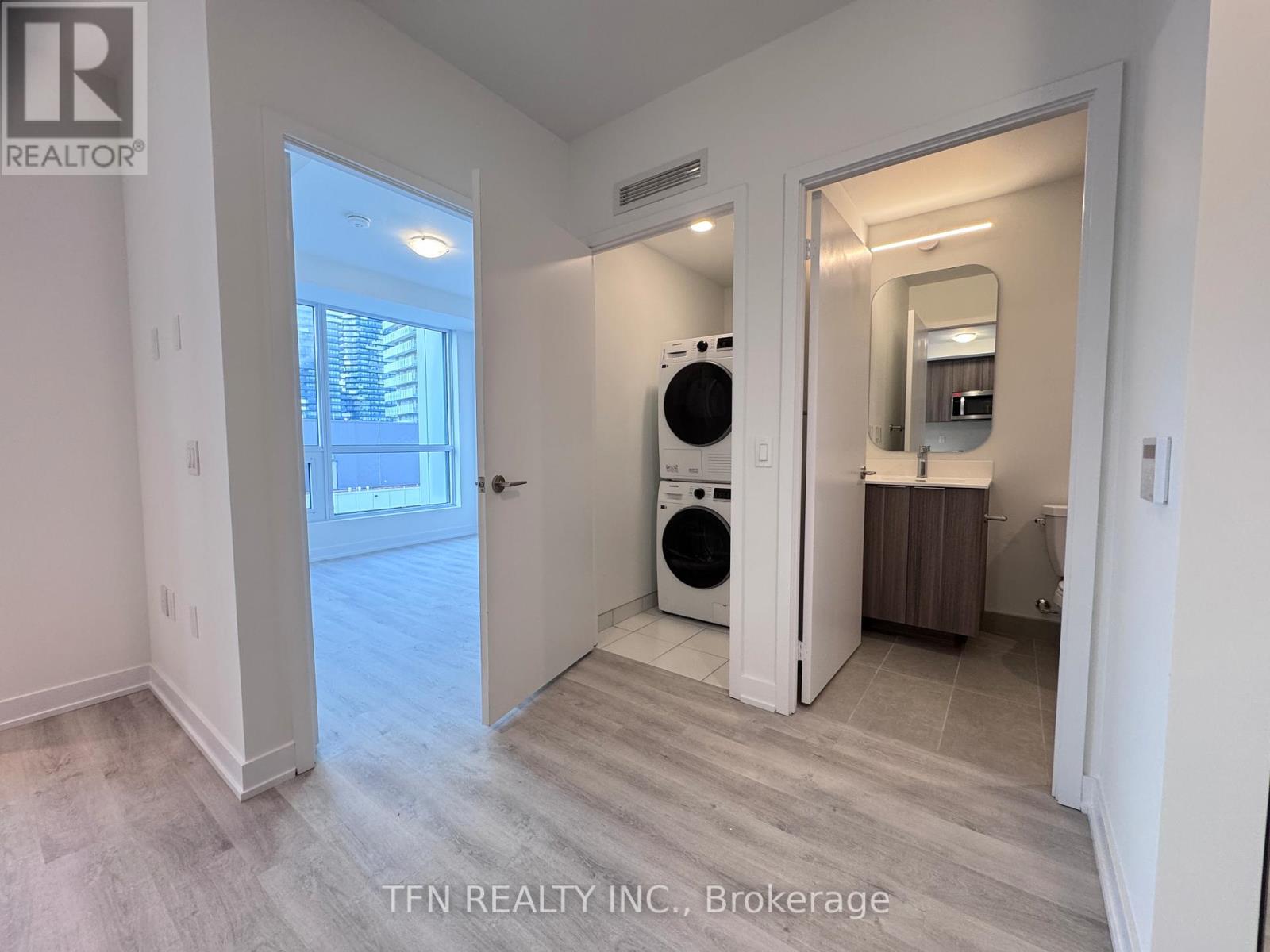 1617 - 15 Richardson Street, Toronto, Ontario  M5A 0Y5 - Photo 5 - C12612622